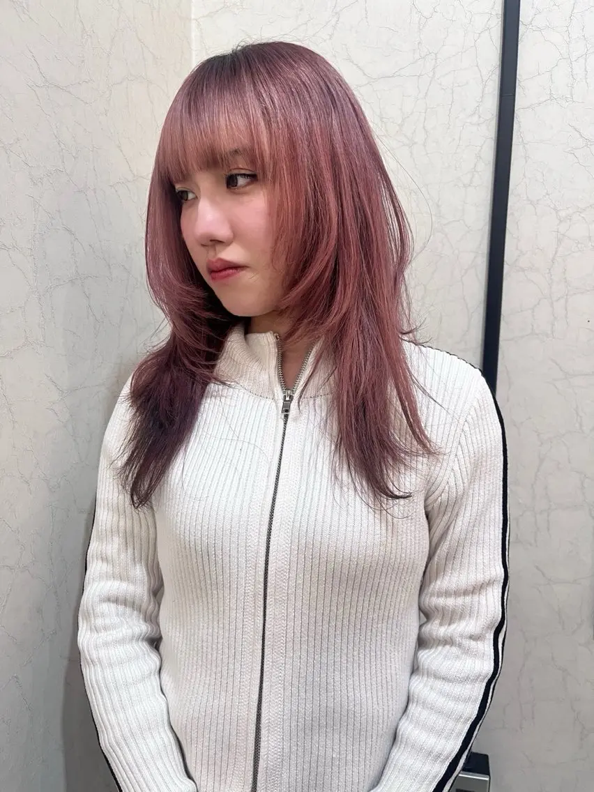 セミロング ハッシュカット カット トリートメント niko RINKAのヘアスタイル