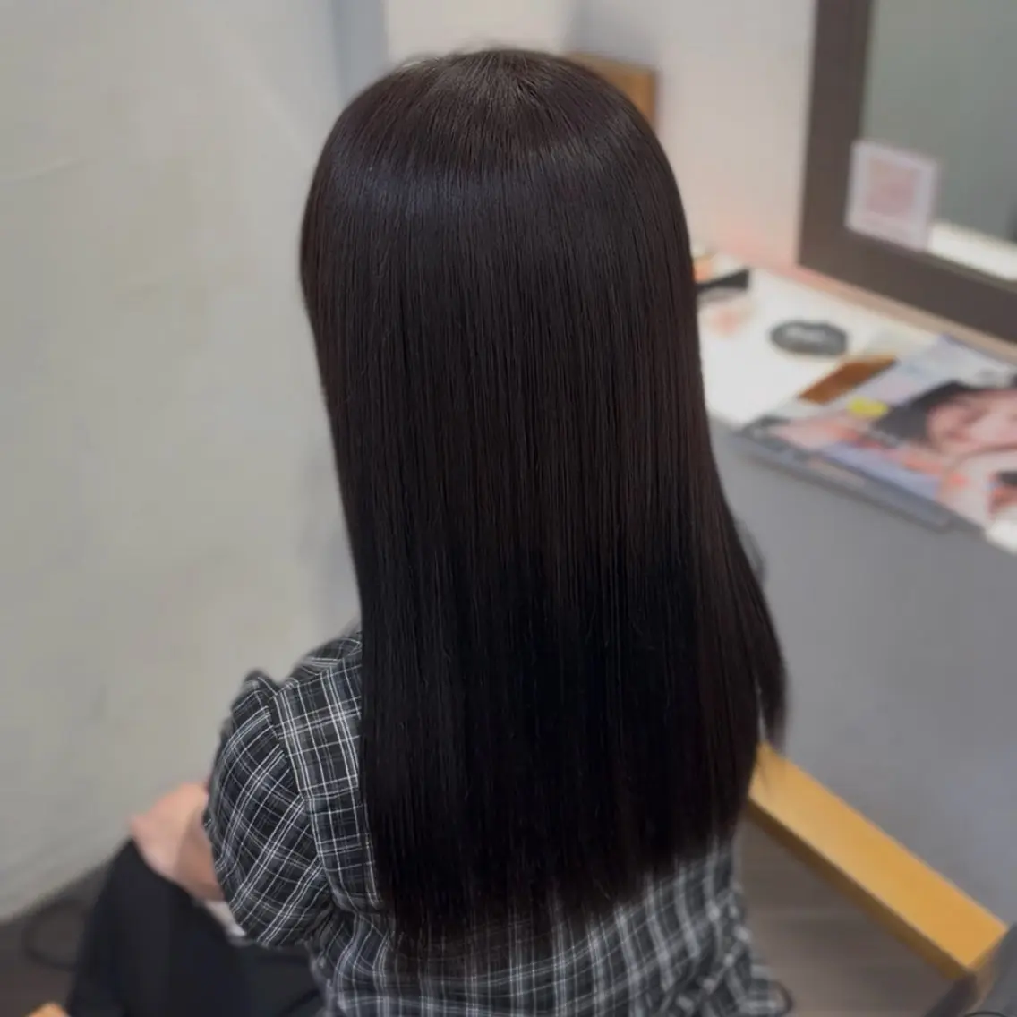 ロング カラー ブラウンカラー 顔周りカット トリートメント カット ヘアカラー 🔥YUSEI 🔥のヘアスタイル