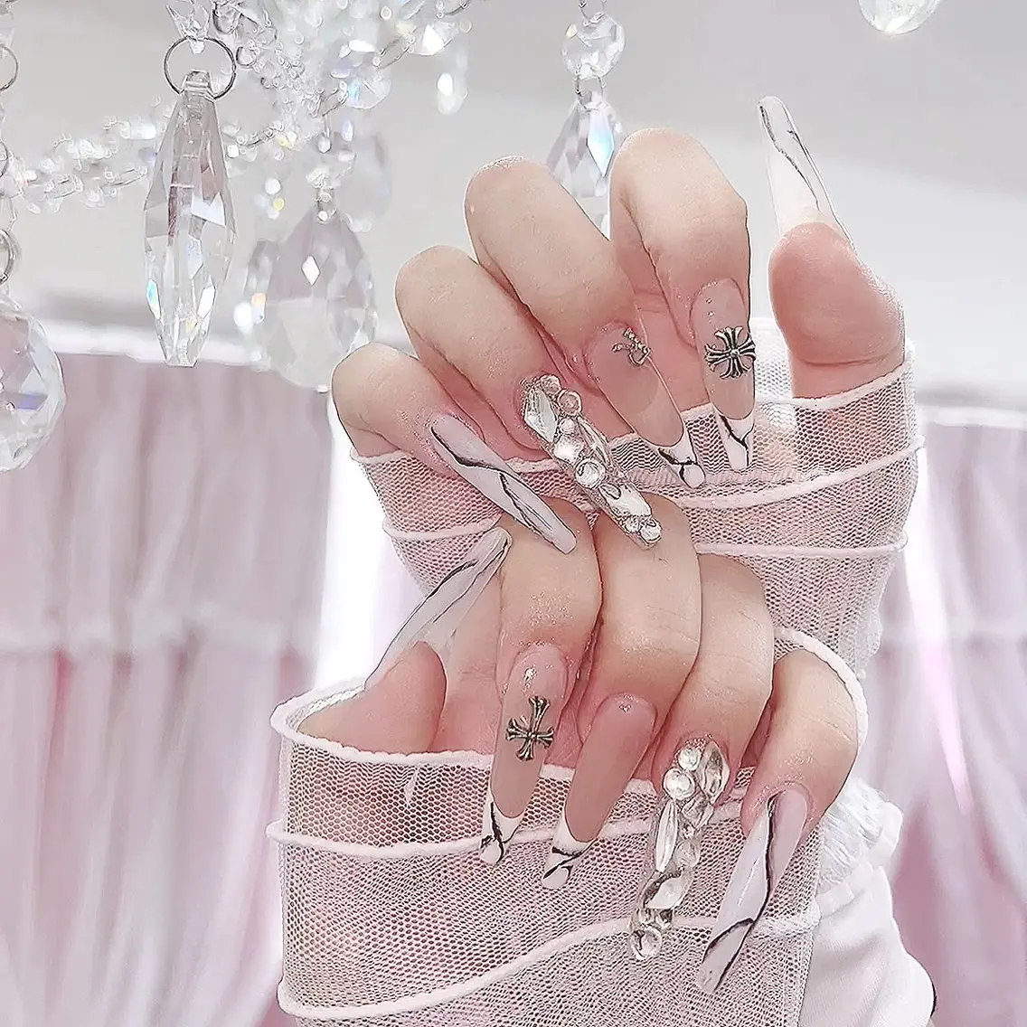 ネイル 長さ出し 韓国ネイル スカルプネイル ワンホンネイル ハンドネイル merci nailのネイルデザイン