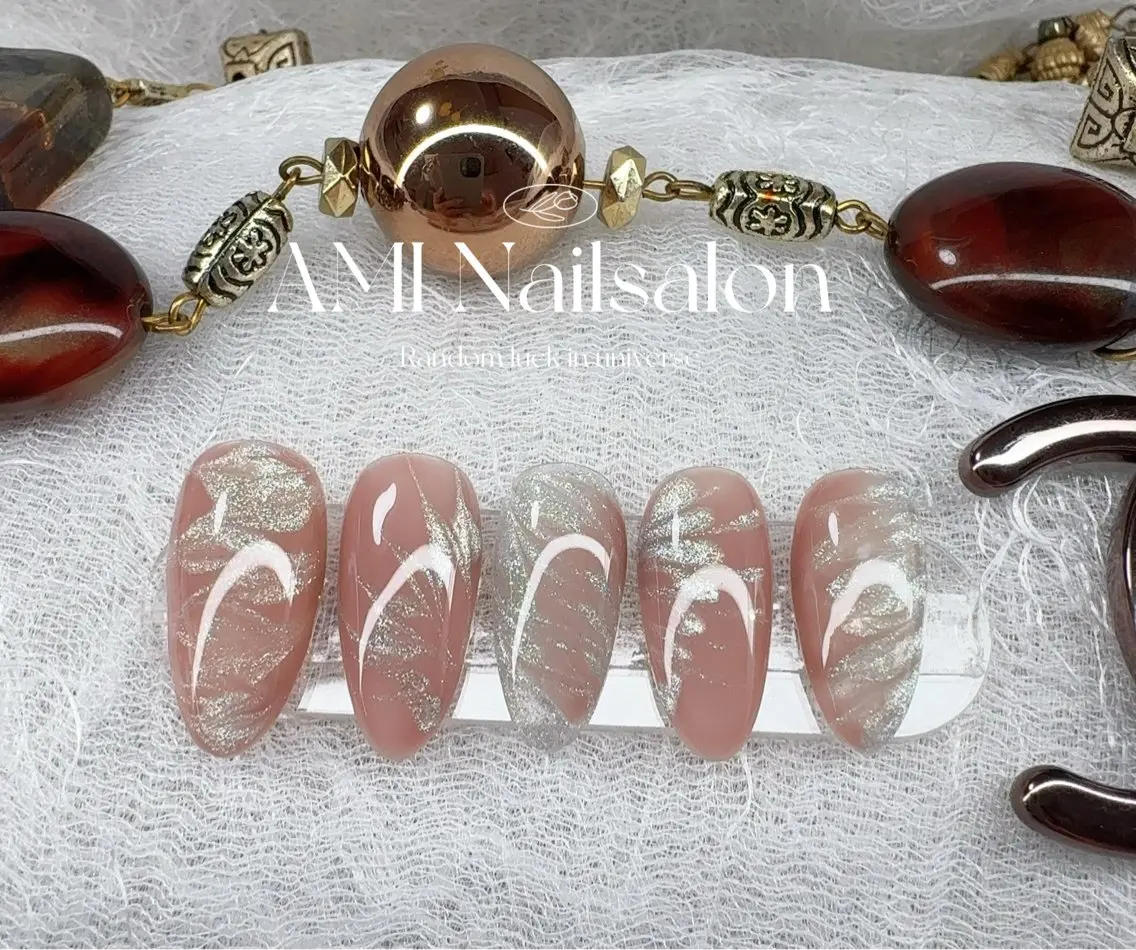 セミロング ハンドネイル AMI Nailsalonのネイルデザイン