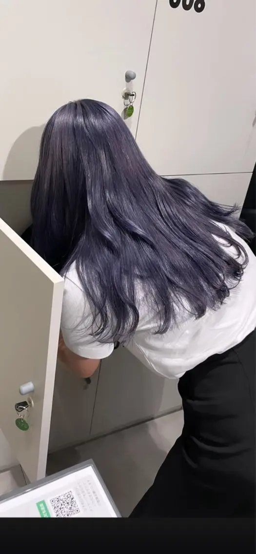 ミディアム パープルカラー ブリーチ👩‍🦳/ ‪✂︎MANAMIのヘアスタイル
