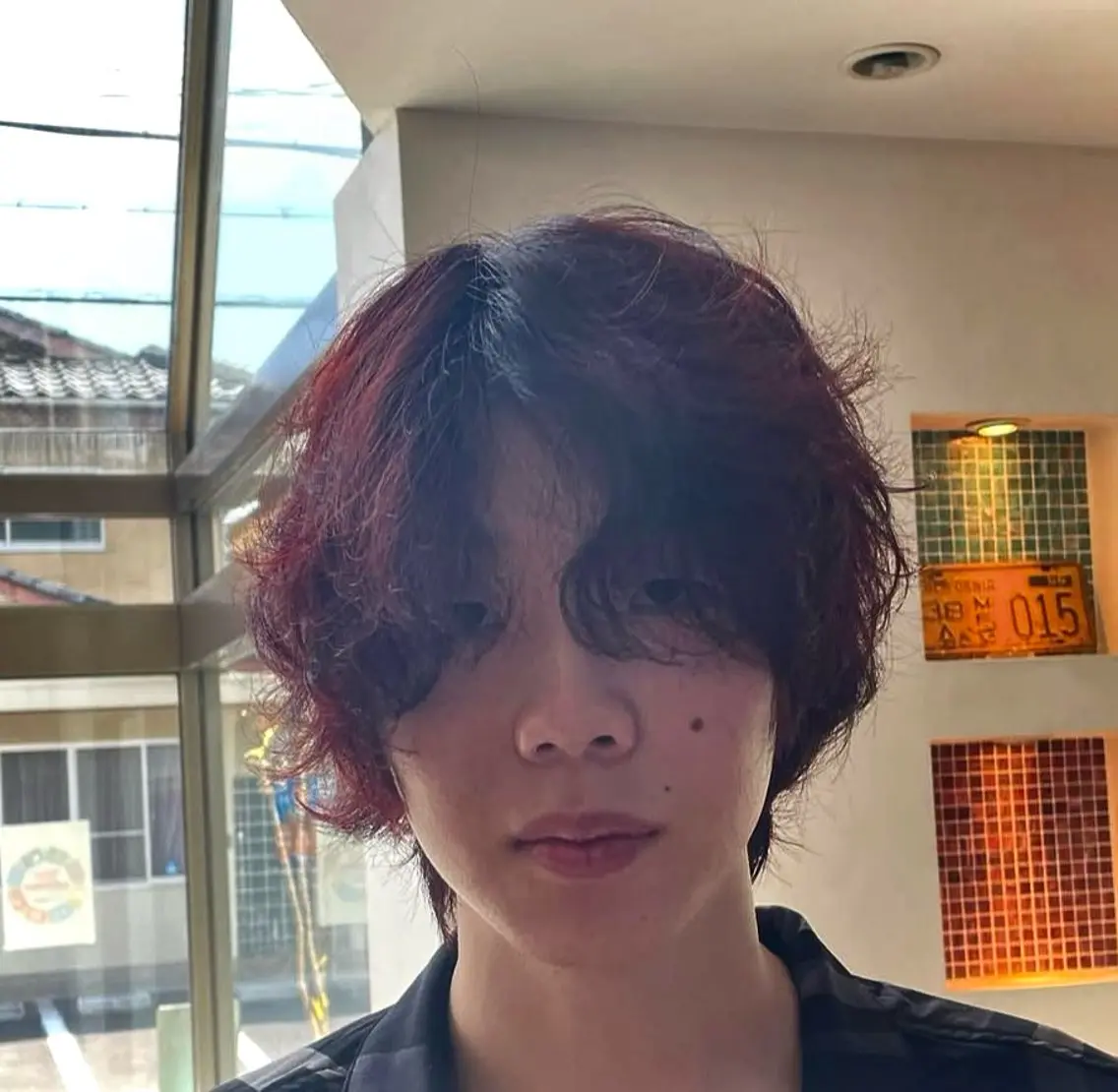 🌟男性限定🌟デザインカット+艶髪トリプルカラー(ブリーチ2回+色味を入れるONカラー)+トリートメント+眉カットの写真