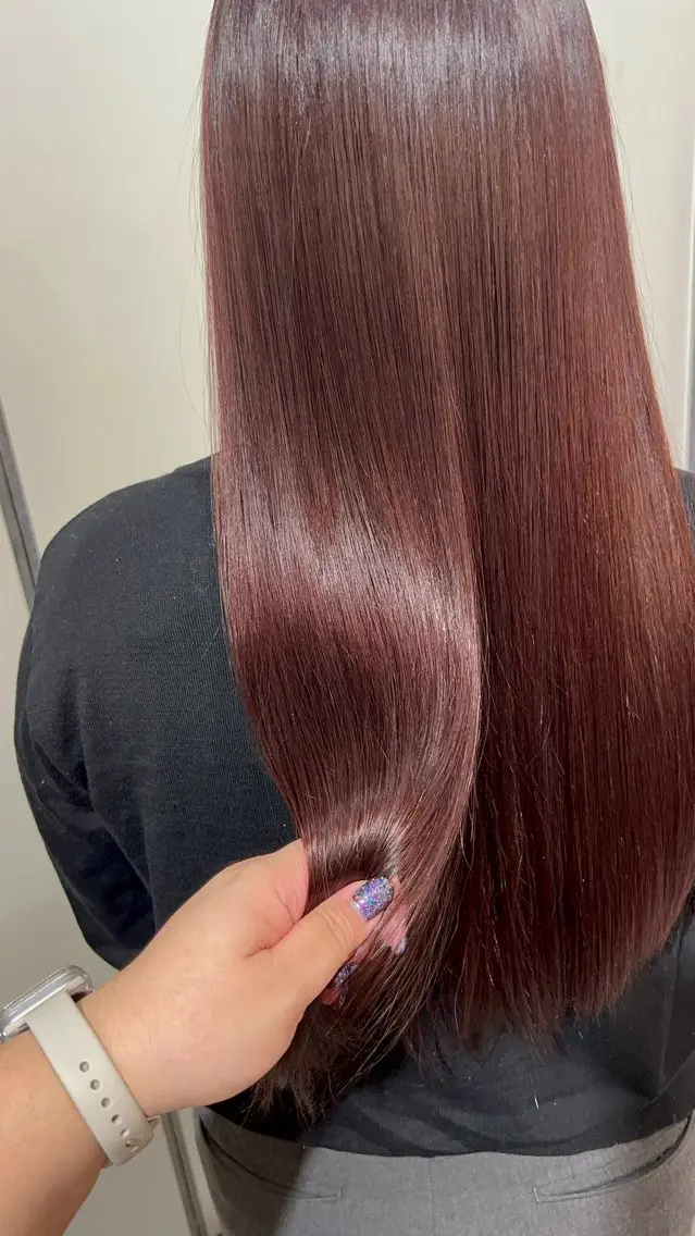 ロング カラー louwe 武藤幸世のヘアスタイル