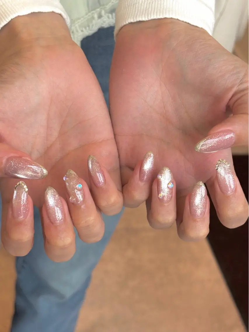 ネイル ハンドネイル フットネイル Ravi【胡町】 木元のネイルデザイン