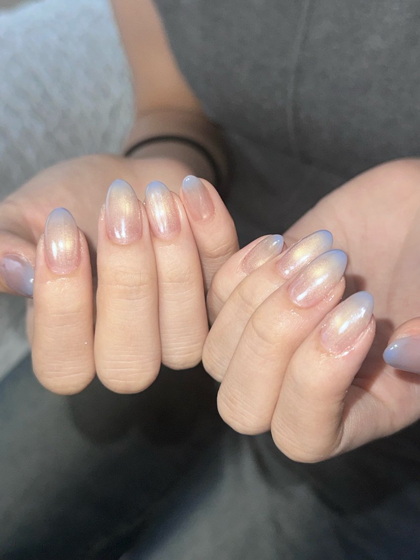 ネイル オーロラネイル ブルー グラデーション マグネットネイル ハンドネイル アヤカ🫧‪ Chapi.nailのネイルデザイン