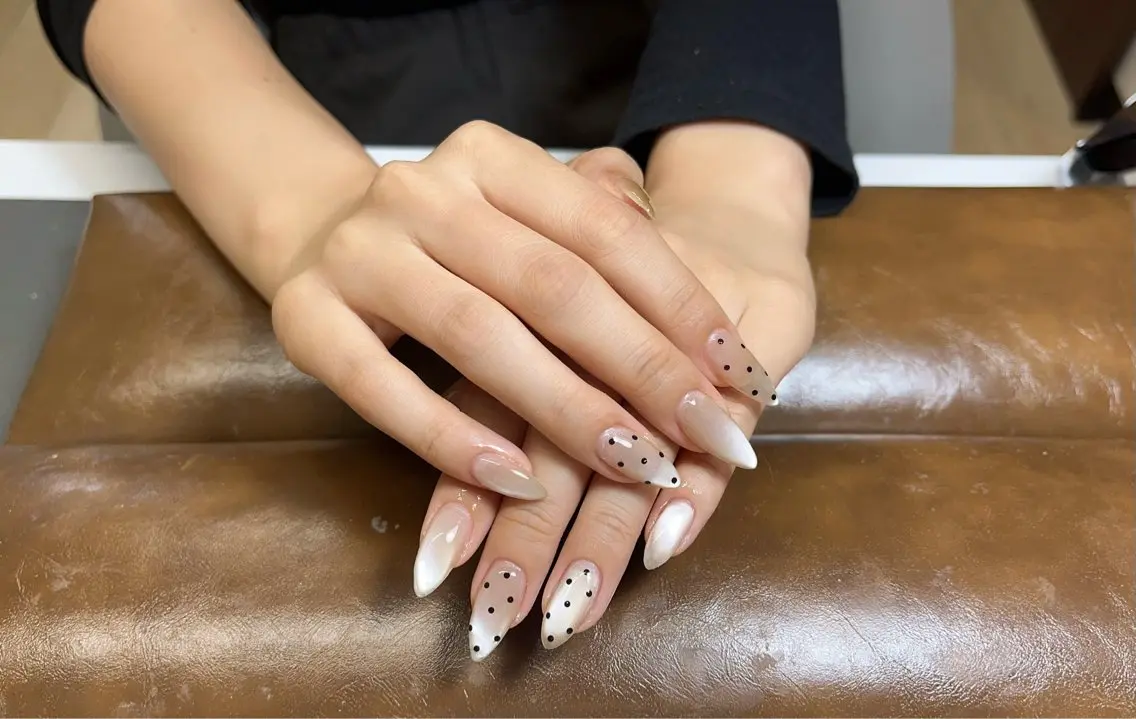 ネイル フットネイル ジェルネイル 韓国ネイル マグネットネイル 持ち込み ハンドネイル 静-Nude nailstudioのネイルデザイン