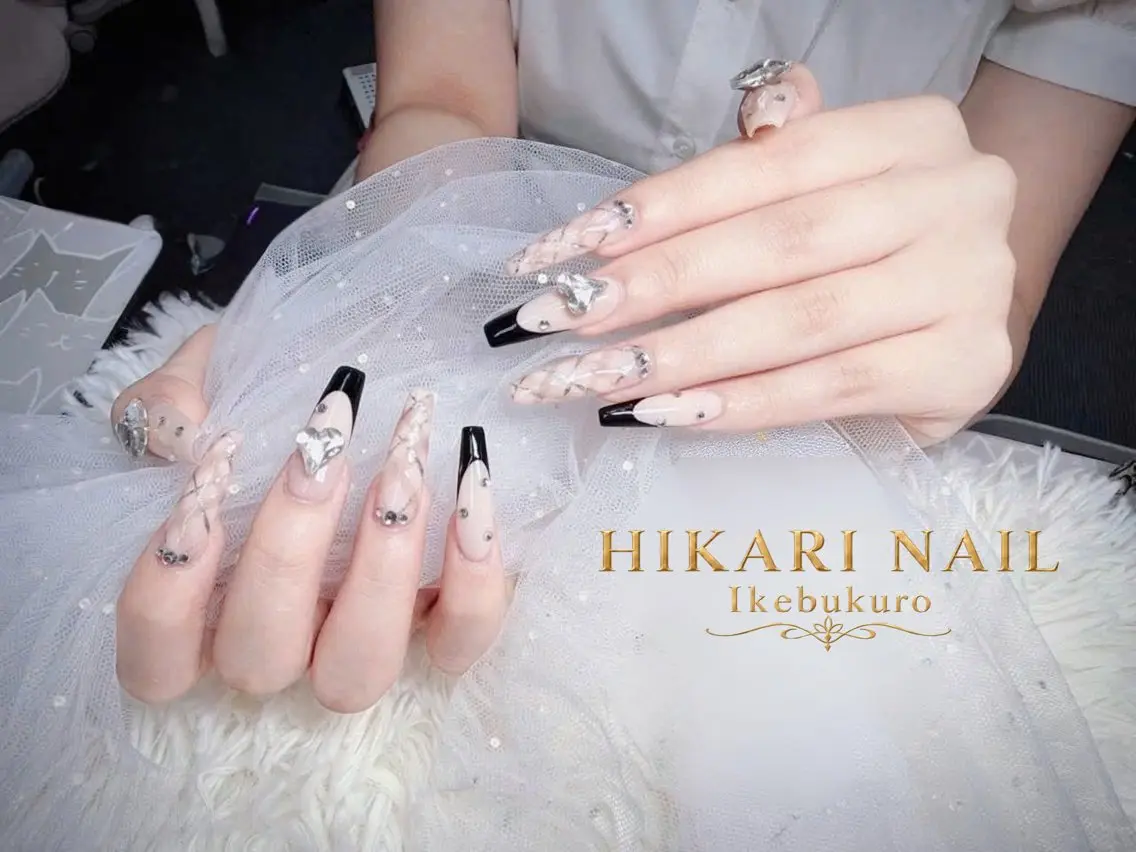 ネイル チークネイル 長さ出し フレンチネイル ガーリー ハロウィン ハンドネイル HikariNail Ikebukuroのネイルデザイン