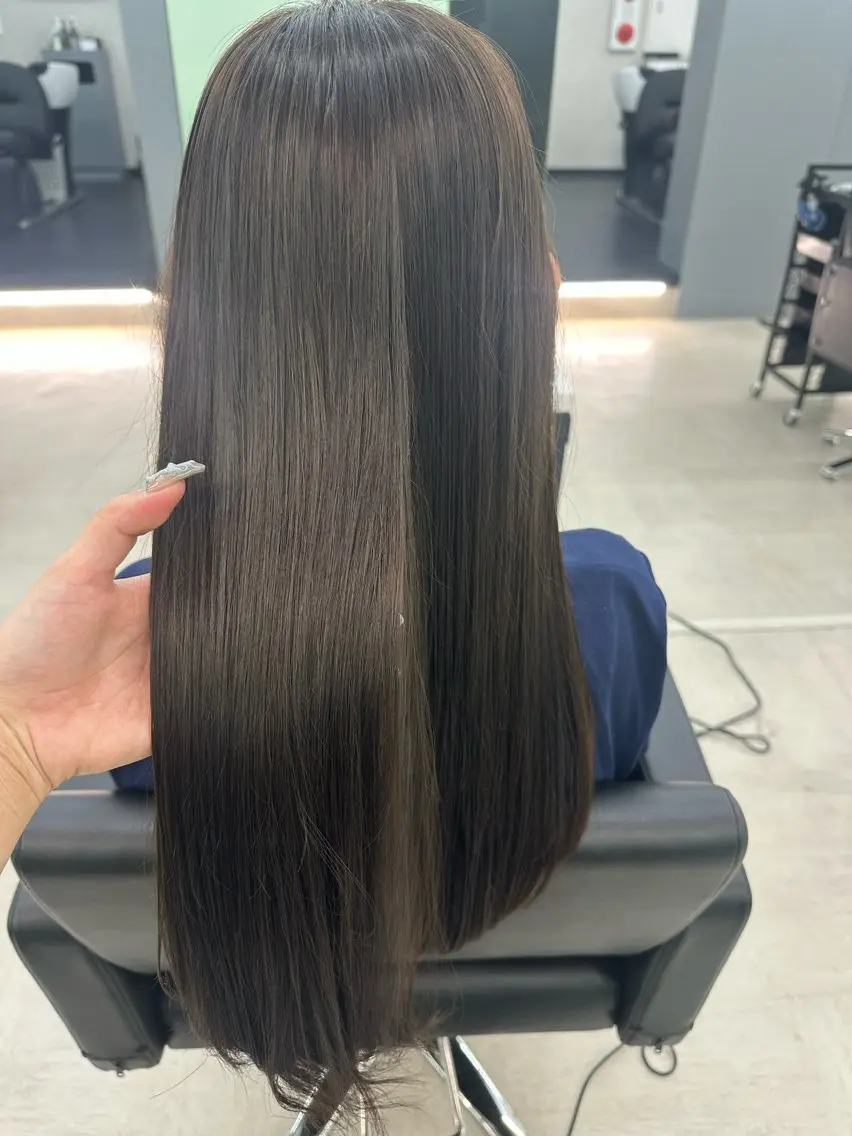 ロング カラー ヘアカラー トリートメント 艶髪×透明感カラー ののかのヘアスタイル