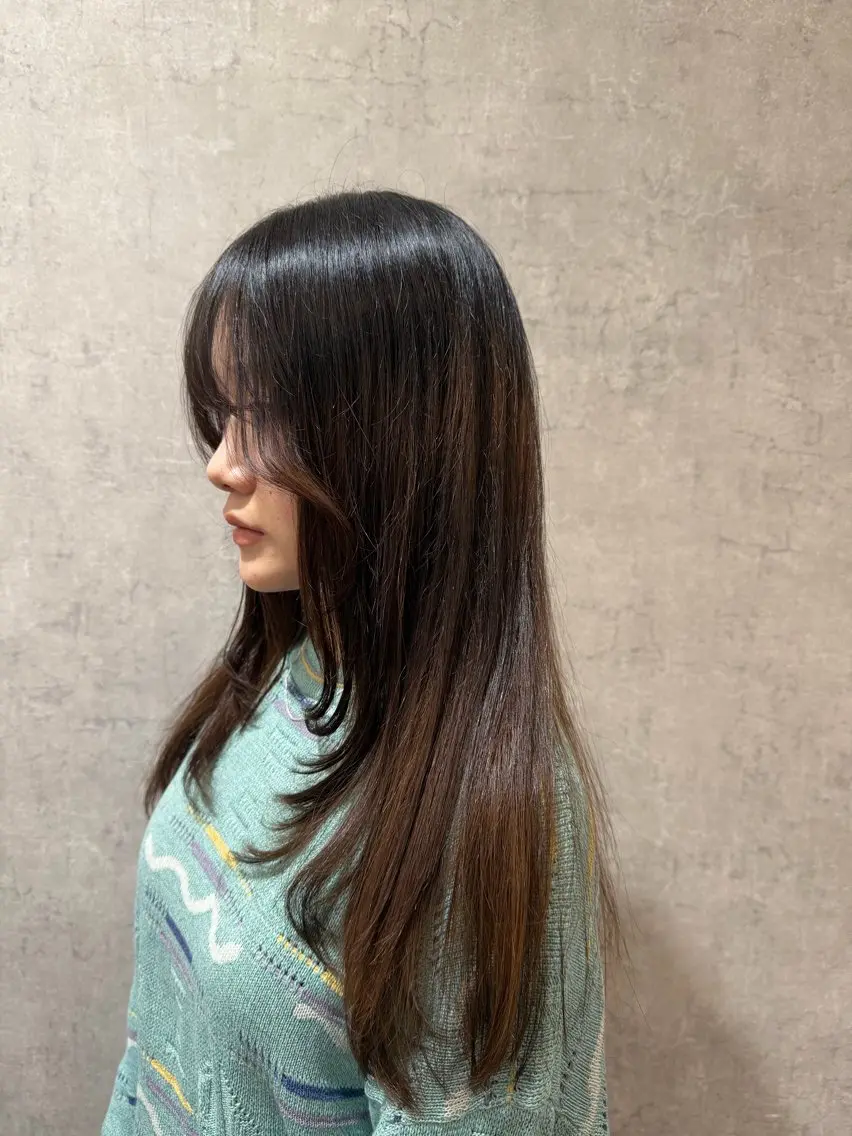 ロング カット 垢抜け特化 ひなり🥀のヘアスタイル