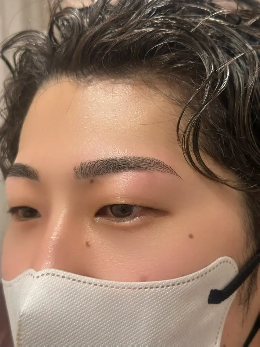 アイブロウ メンズアイブロウ 束感まつ毛パーマ /パリエク🎀キラのマツエク・マツパデザイン