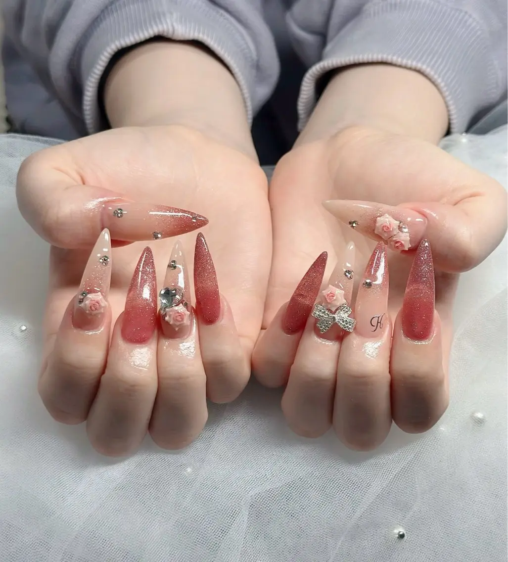 ネイル ハート キラキラネイル リボン キノコ H.babynailのネイルデザイン