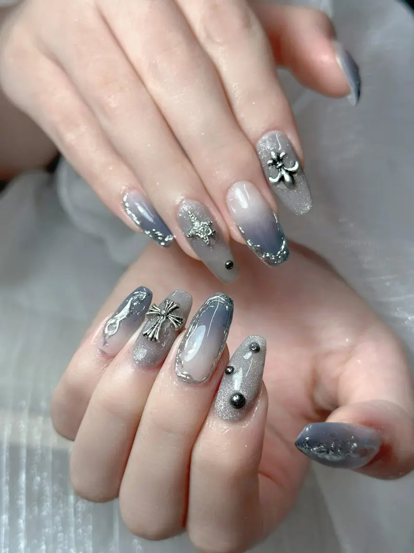 カラー RUBY NAIL SPAのネイルデザイン