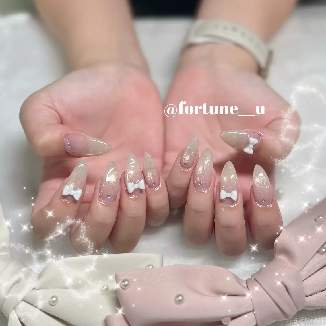 ネイル ガーリー 韓国ネイル マグネットネイル 持ち込み ワンホンネイル ハンドネイル 💜8/21空✩.* Yuuna💜のネイルデザイン