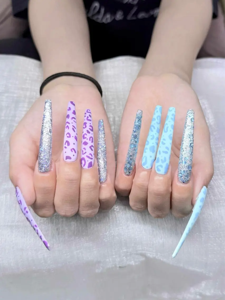 ネイル 長さ出し グラデーション キラキラネイル マグネットネイル ニュアンスネイル ハンドネイル Lee Nails チップ長さだし専門店のネイルデザイン