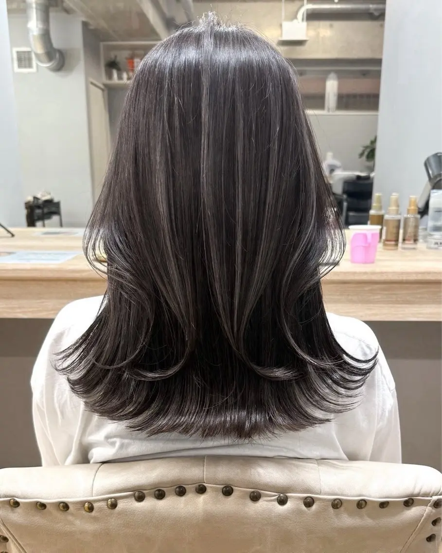 ミディアム ハイライト ヘアカラー 平山 紗有のヘアスタイル