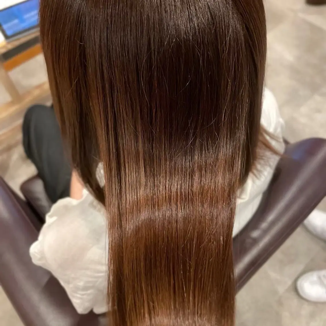 カラー 伊藤 海莉のヘアスタイル