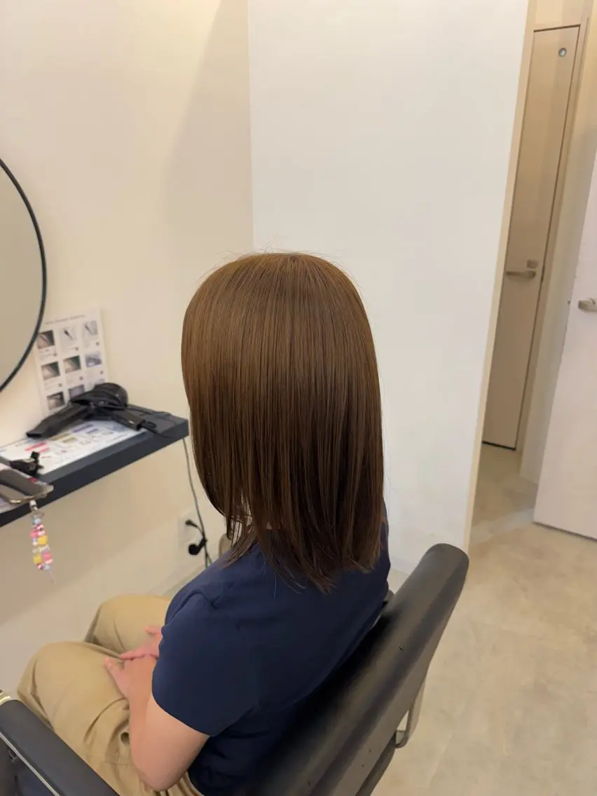 カラー ブリーチ ブリーチなしカラー ヘアカラー 中村 葵のヘアスタイル