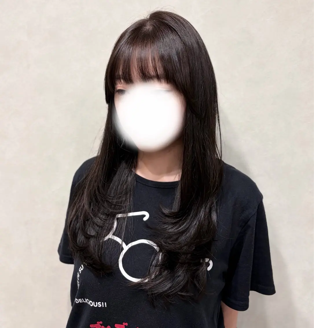 ロング レイヤーカット 福島 あいりのヘアスタイル