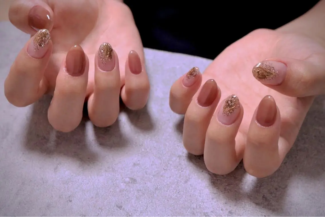 ネイル オーロラネイル カジュアル フラッシュネイル ジェルネイル ラメ(グリッター) MH Nailのネイルデザイン