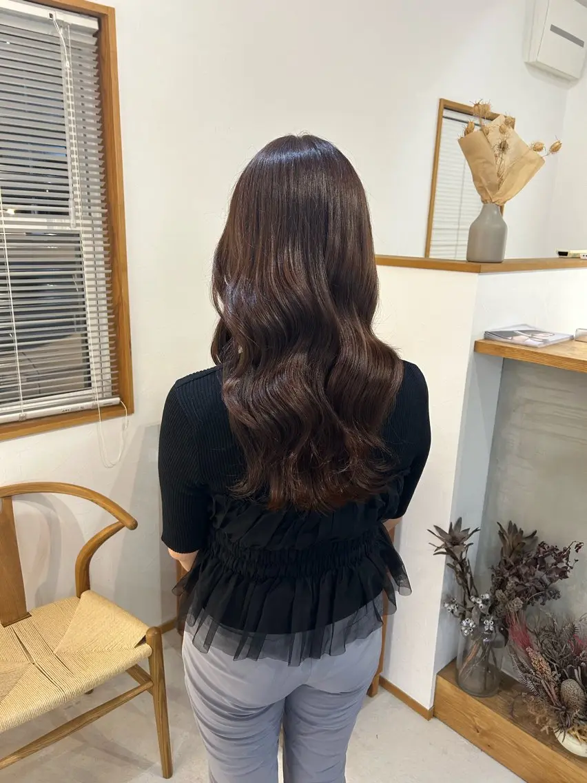 ロング ヘアカラー 野崎 唯華のヘアスタイル