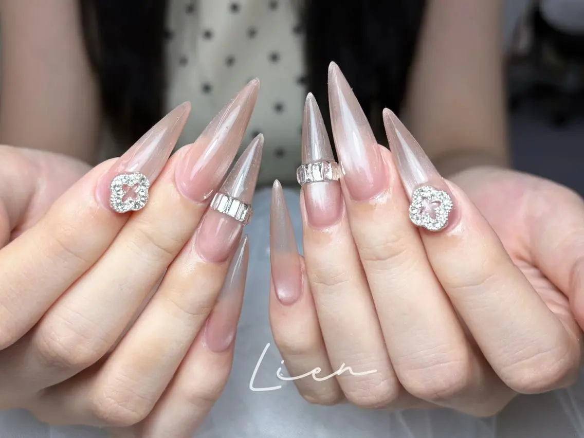 ネイル 👛Lien nails🎀のネイルデザイン