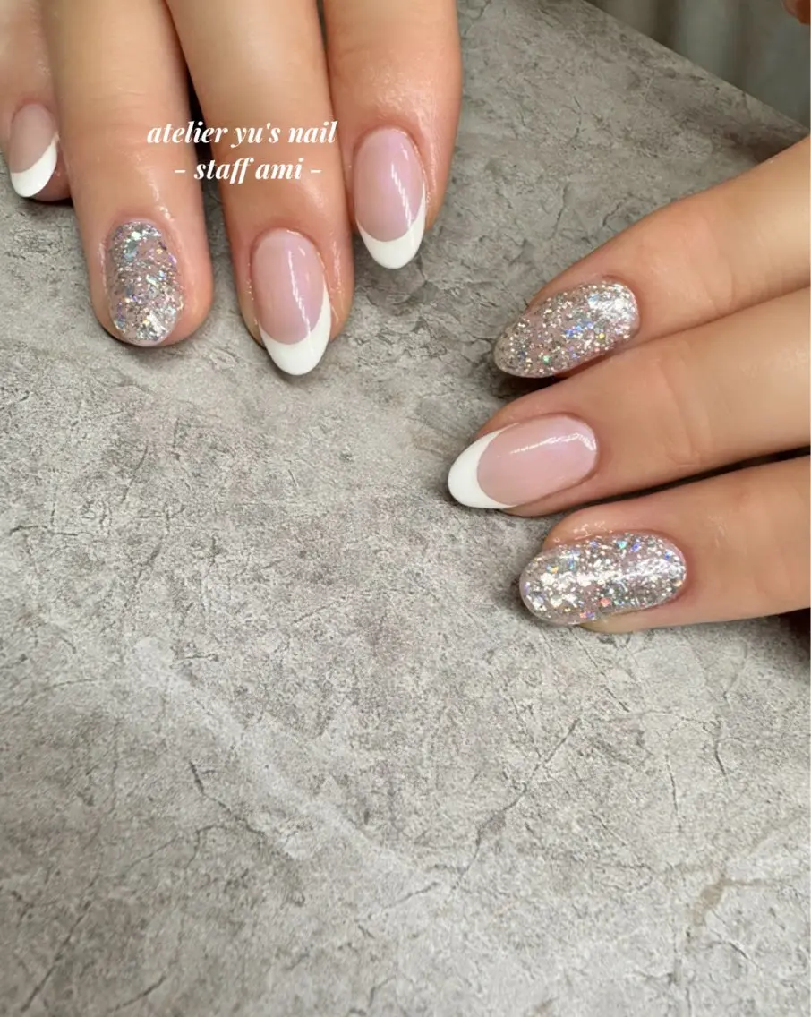 ネイル オーロラネイル フレンチネイル ラメ(グリッター) ピンク シンプルネイル ハンドネイル ハンドケア atelier yu's nailのネイルデザイン