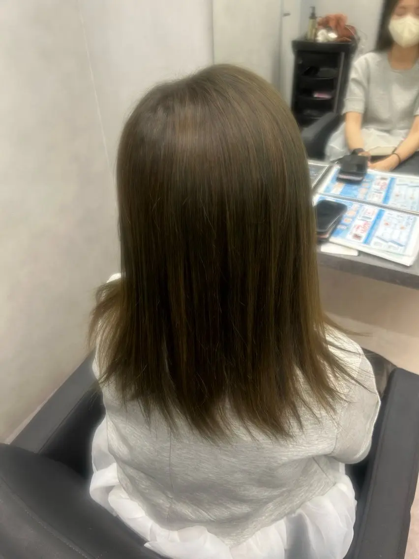 ミディアム カラー オリーブカラー 福地 修大のヘアスタイル