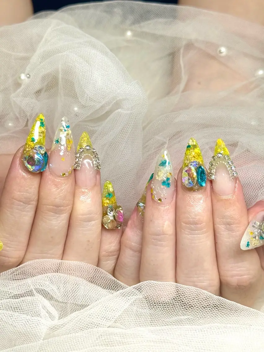 ネイル ハンドネイル LUCAS 千葉 AOI💅🏾💕のネイルデザイン