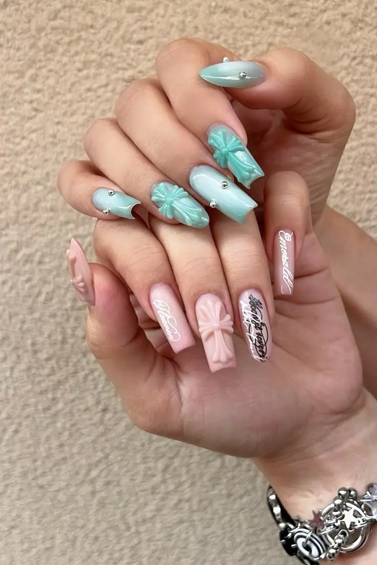 ネイル キラキラネイル 韓国ネイル 持ち込み シンプルネイル ワンホンネイル ハンドネイル Blingg NailStudioのネイルデザイン