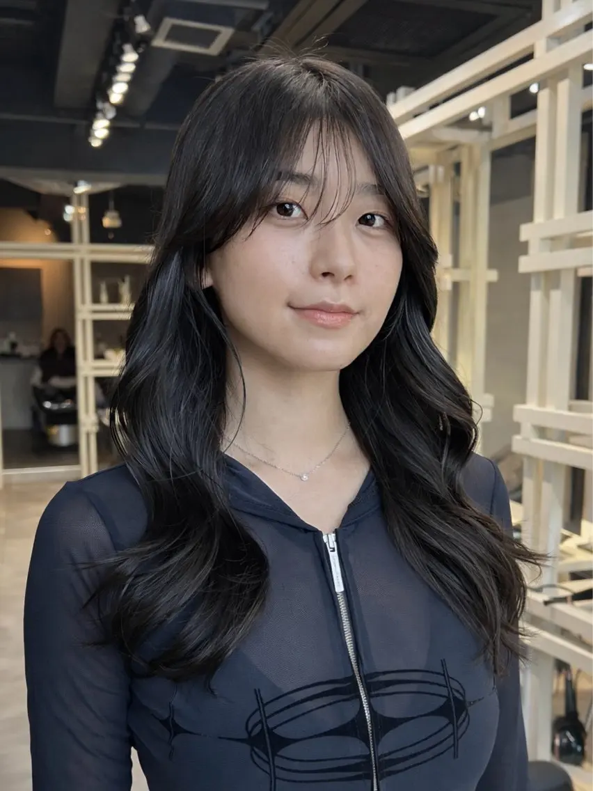 ロング カット ヘアカラー トリートメント 恵比寿韓国レイヤー× 艶透明感カラー大場のヘアスタイル