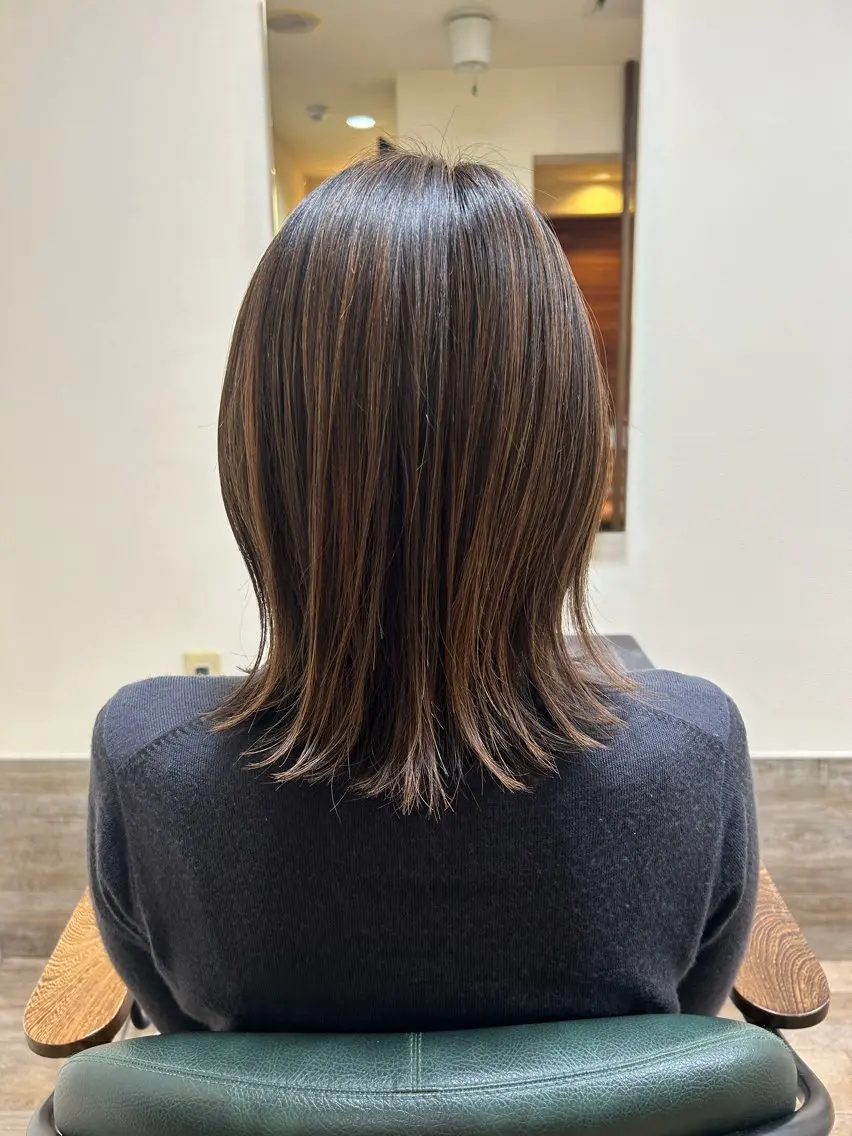 カラー 昼田 羅々のヘアスタイル