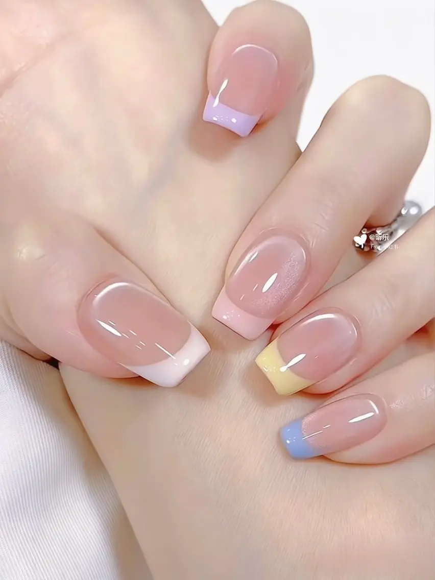 ネイル オーロラネイル チークネイル フットネイル フレンチネイル ジェルネイル NEW NAIL💞 Ka  Kaのネイルデザイン