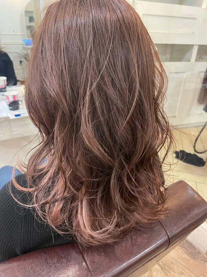 セミロング 五藤 🍀壽野のヘアスタイル