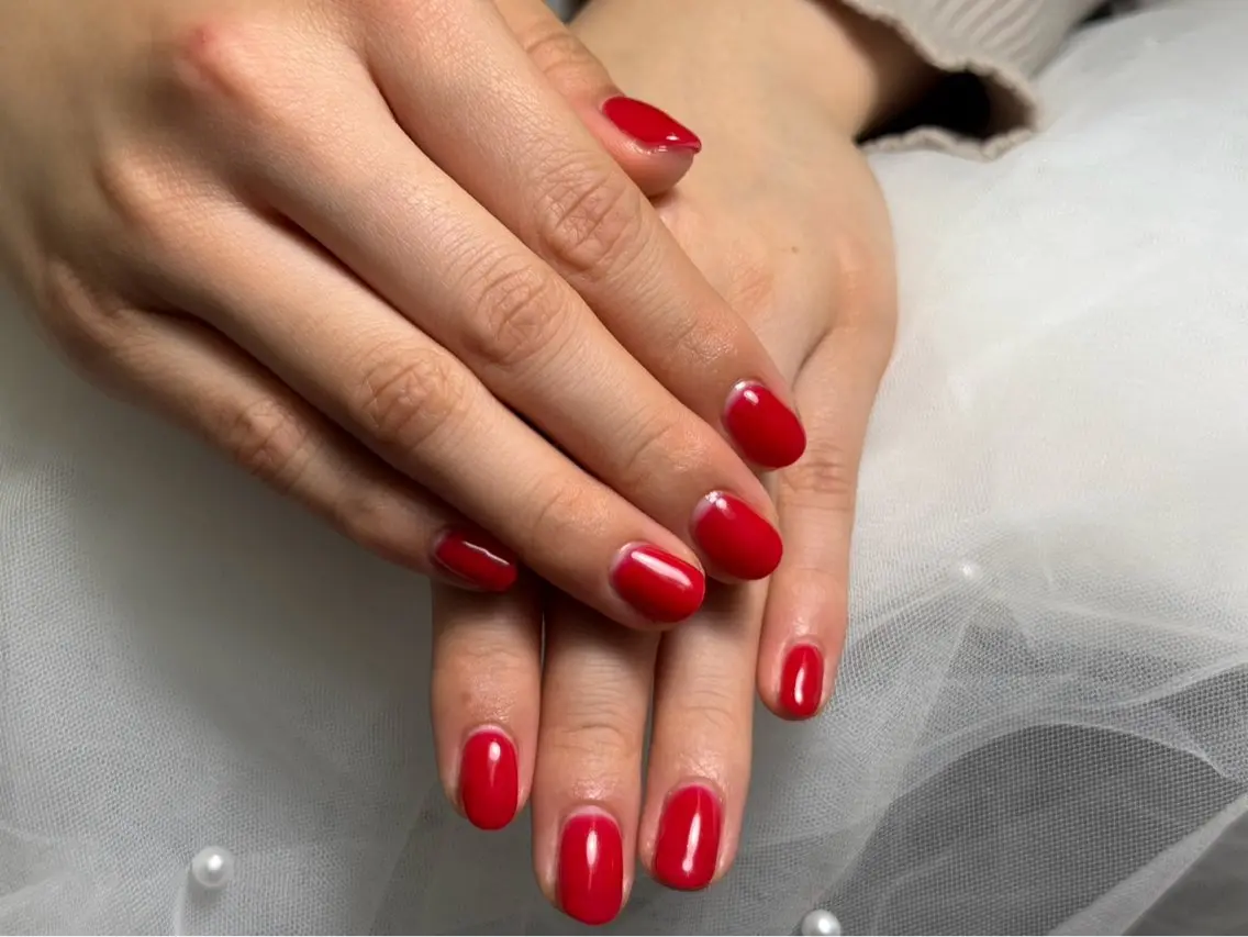 ネイル 池袋Uni nail 上品シンプルデザインのネイルデザイン