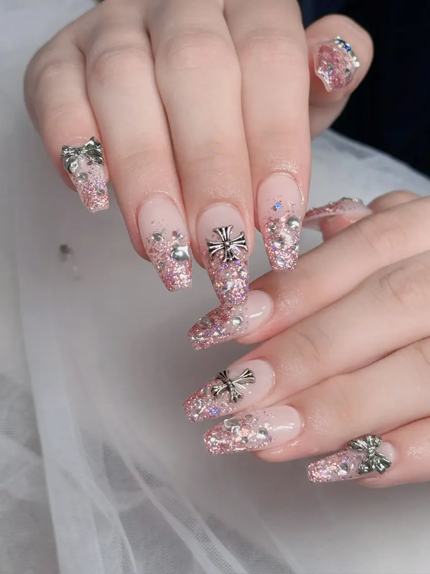 ネイル オーロラネイル フレンチネイル ジェルネイル ハロウィン 韓国ネイル ハンドネイル H.baby Nail Salonのネイルデザイン