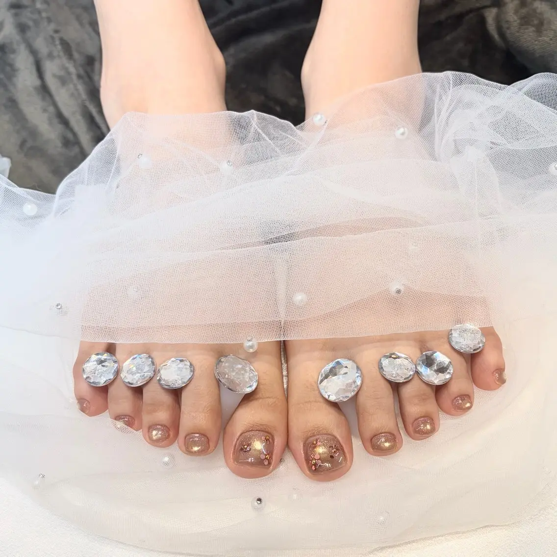 ネイル ゴールド 春ネイル フットネイル KIREI MIYUのネイルデザイン