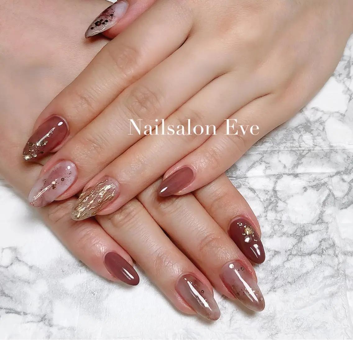 ネイル ブラウン ニュアンスネイル Nailsalon Eve（イヴ）のネイルデザイン