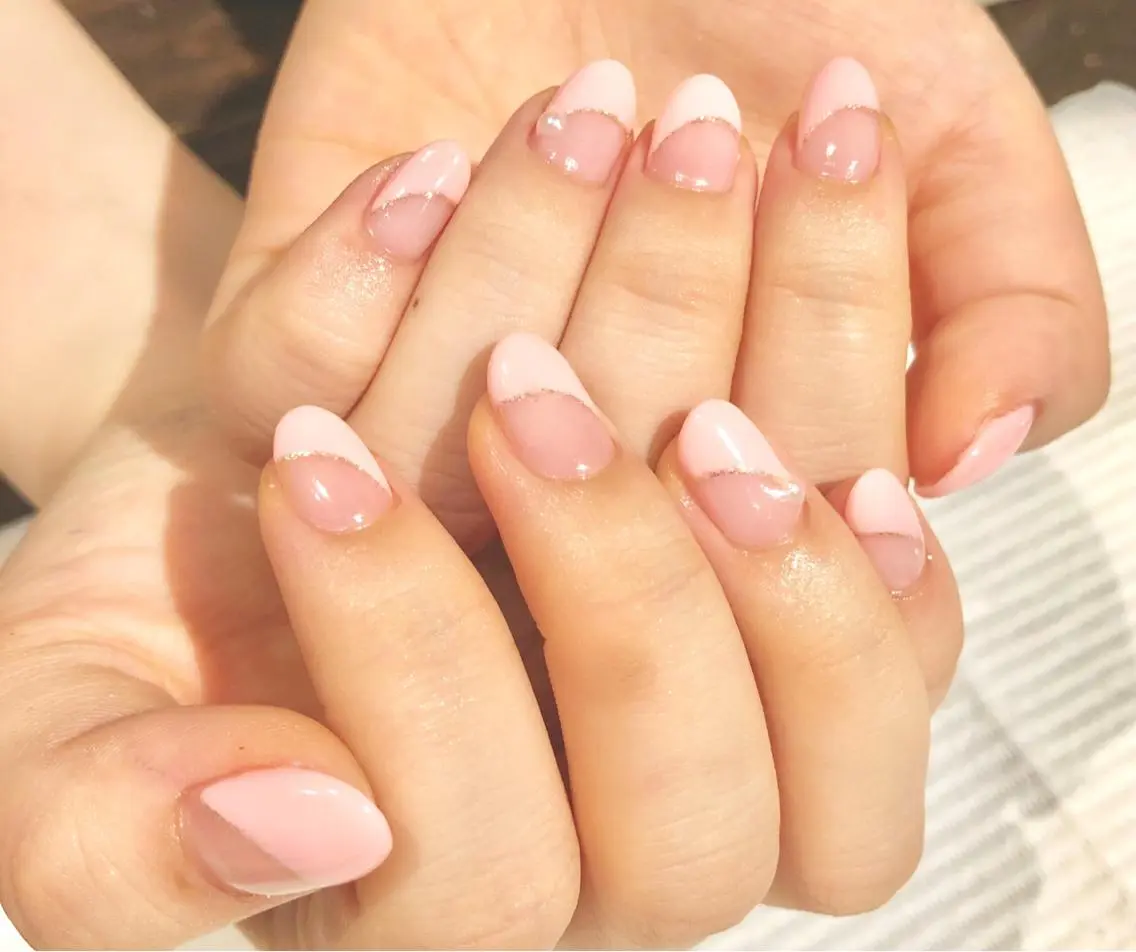 ネイル フレンチネイル 斜めフレンチ TRAM-nail moriizumiのネイルデザイン