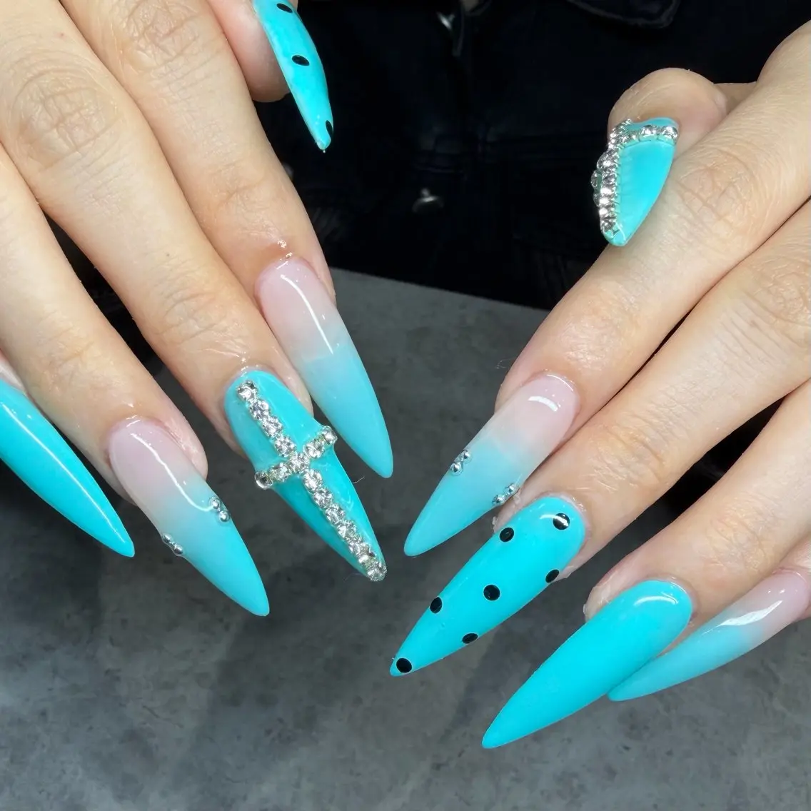 ネイル アートネイル スカルプネイル ネイルチップ ハンドネイル IROHA NAIL 横山佳那のネイルデザイン