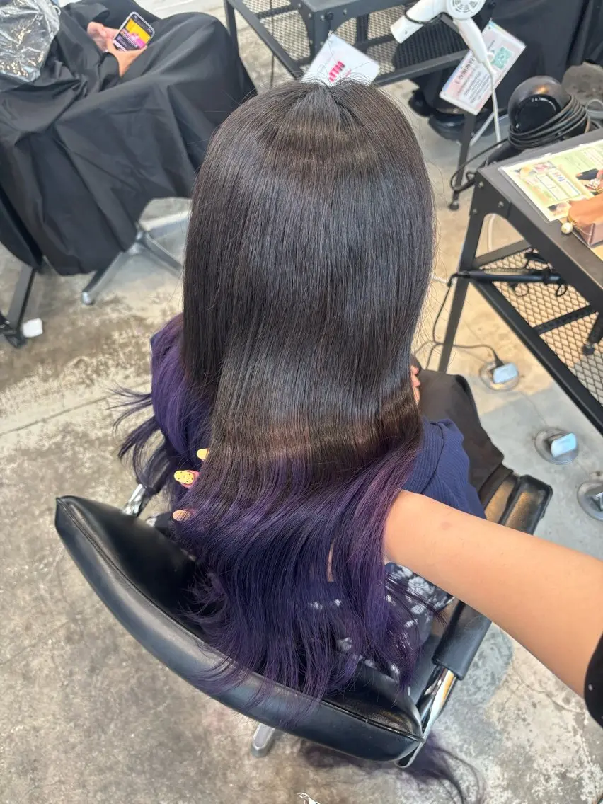 ロング カラー ブルーカラー デザインカラー ダブルカラー ラベンダーカラー エクステ ヘアカラー レイヤー sala 推しカラー職人🎀のヘアスタイル