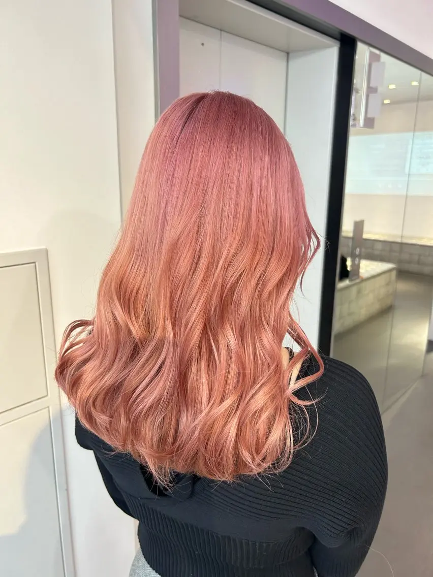 ロング ボブ エクステ 外国人風カラー 卒業式のヘアスタイル レイヤーカット ヘアカラー MiRI💜地毛級 エクステ✖似合わせ技のヘアスタイル
