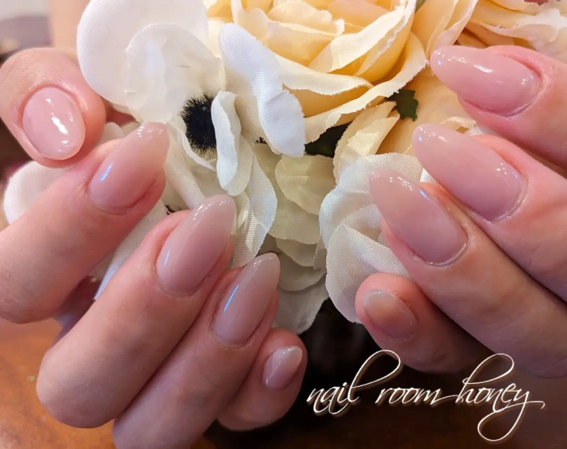 ネイル オフィスネイル ワンカラーネイル シンプルネイル ハンドネイル nail room  honeyのネイルデザイン