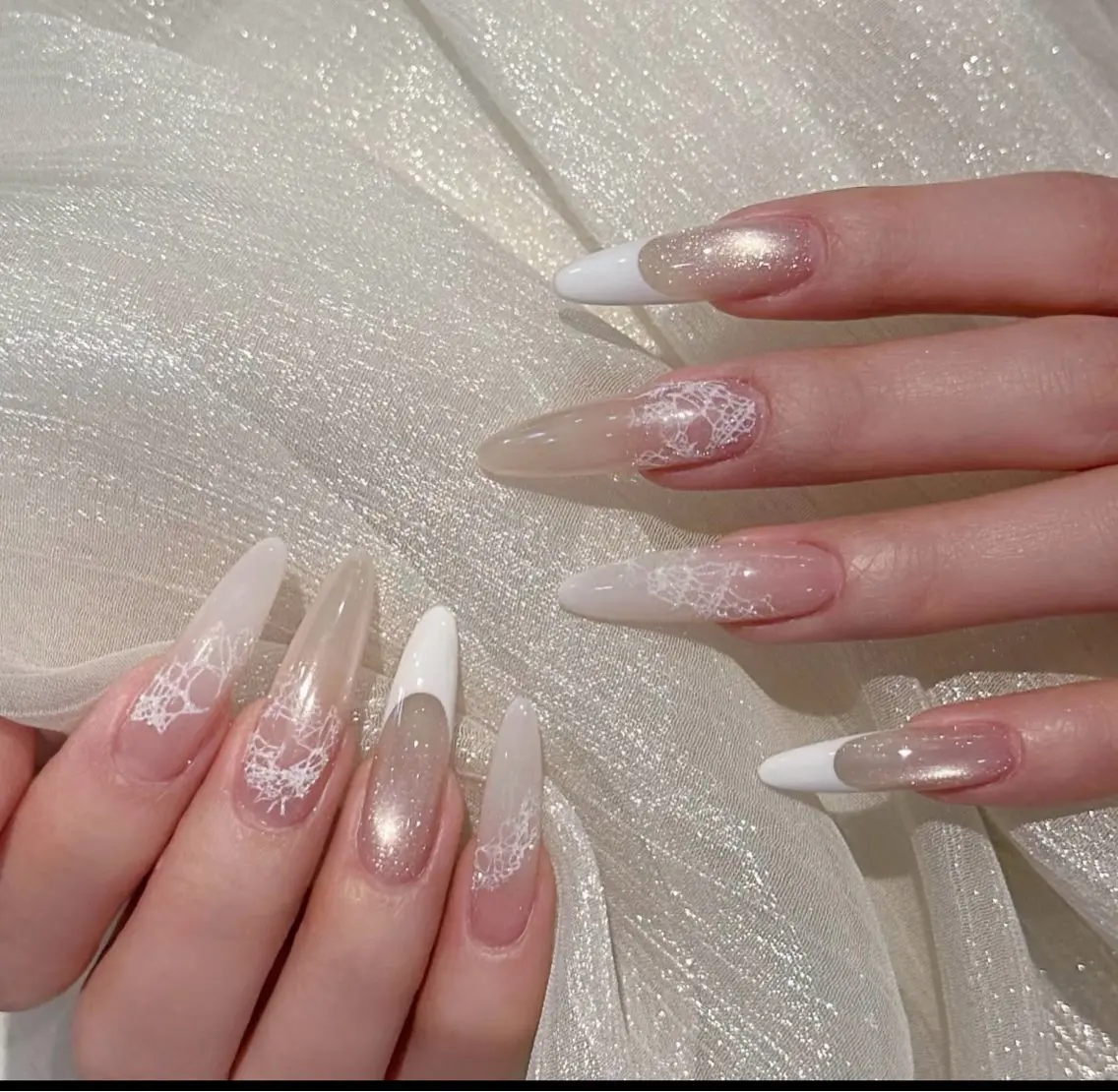ネイル オーロラネイル チークネイル 成人式 長さ出し ジェルネイル ハンドネイル YUYI.nail salonのネイルデザイン