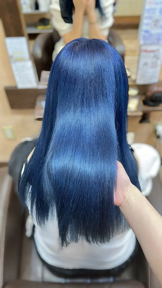 ロング カラー ブリーチ ブルーカラー トリートメント ボブ,レイヤー🩵 Maho🐻‍❄️のヘアスタイル