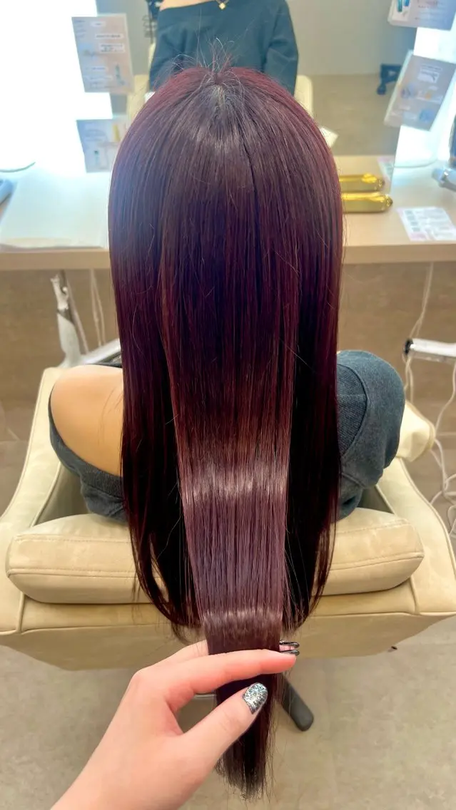ロング ヘアカラー 山下 稚葉 艶髪/透明感カラーのヘアスタイル