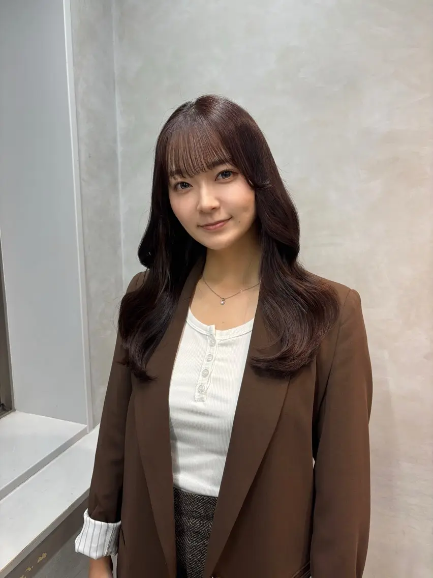 ロング カラー ブラウンカラー チョコレートブラウン ヘアカラー トリートメント girly上品ヘア 🎀／ベージュikuのヘアスタイル