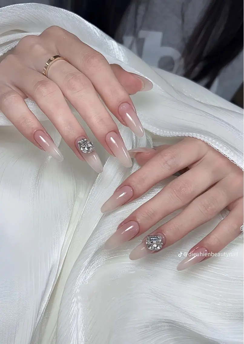 ネイル 韓国ネイル マグネットネイル 持ち込み ハンドネイル Dyo Nail_Royalのネイルデザイン