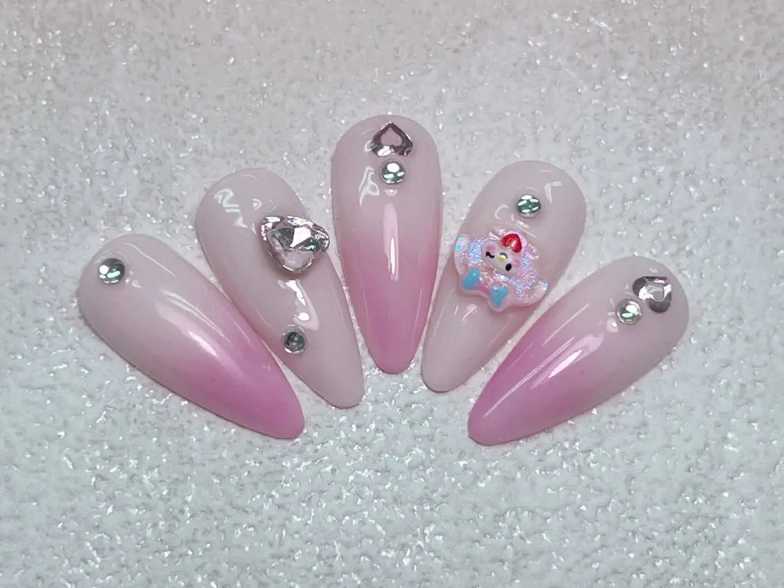 ネイル ハンドネイル lucky nail 歌舞伎町のネイルデザイン
