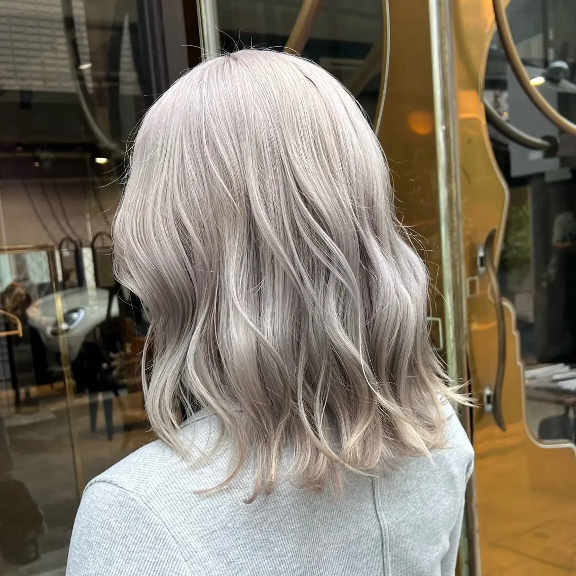 ミディアム カラー カット ヘアカラー トリートメント 赤みゼロ/透明感 カラー🌿KANTAのヘアスタイル