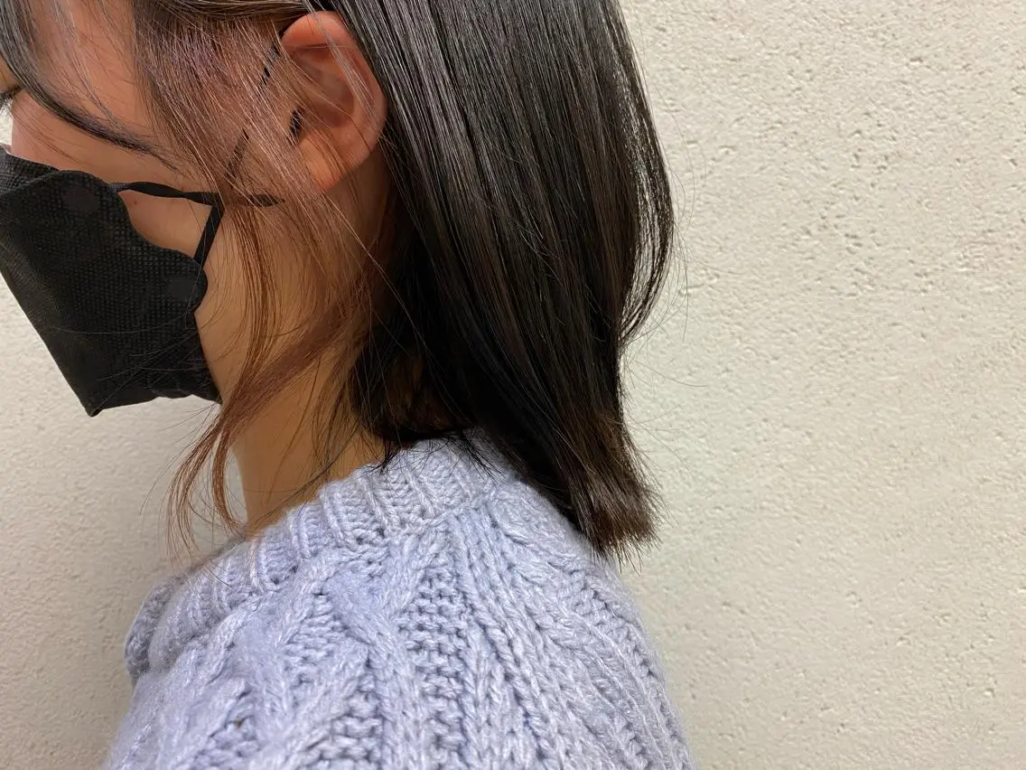 ミディアム カラー 才門 真菜のヘアスタイル